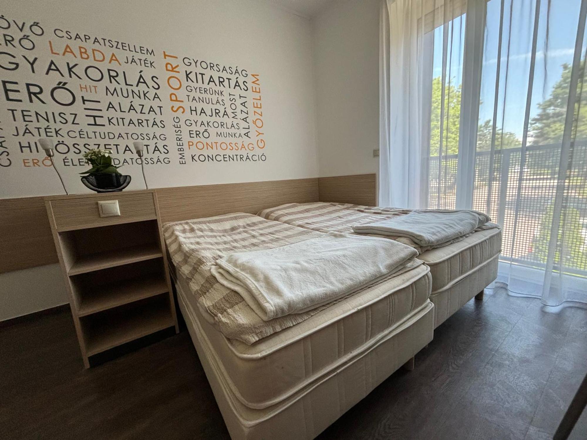 Skc Siofok Aparthotel Exteriör bild