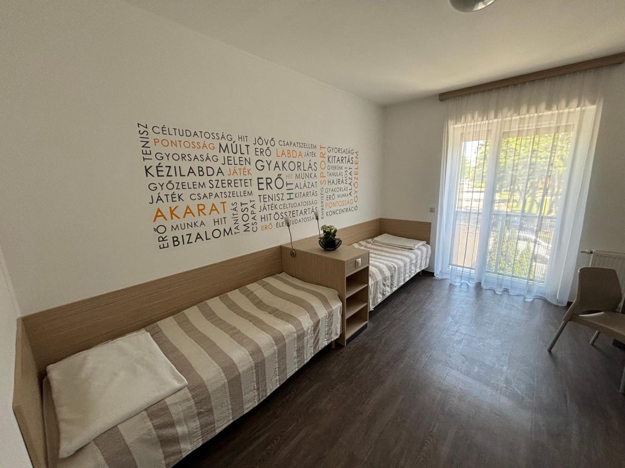 Skc Siofok Aparthotel Exteriör bild
