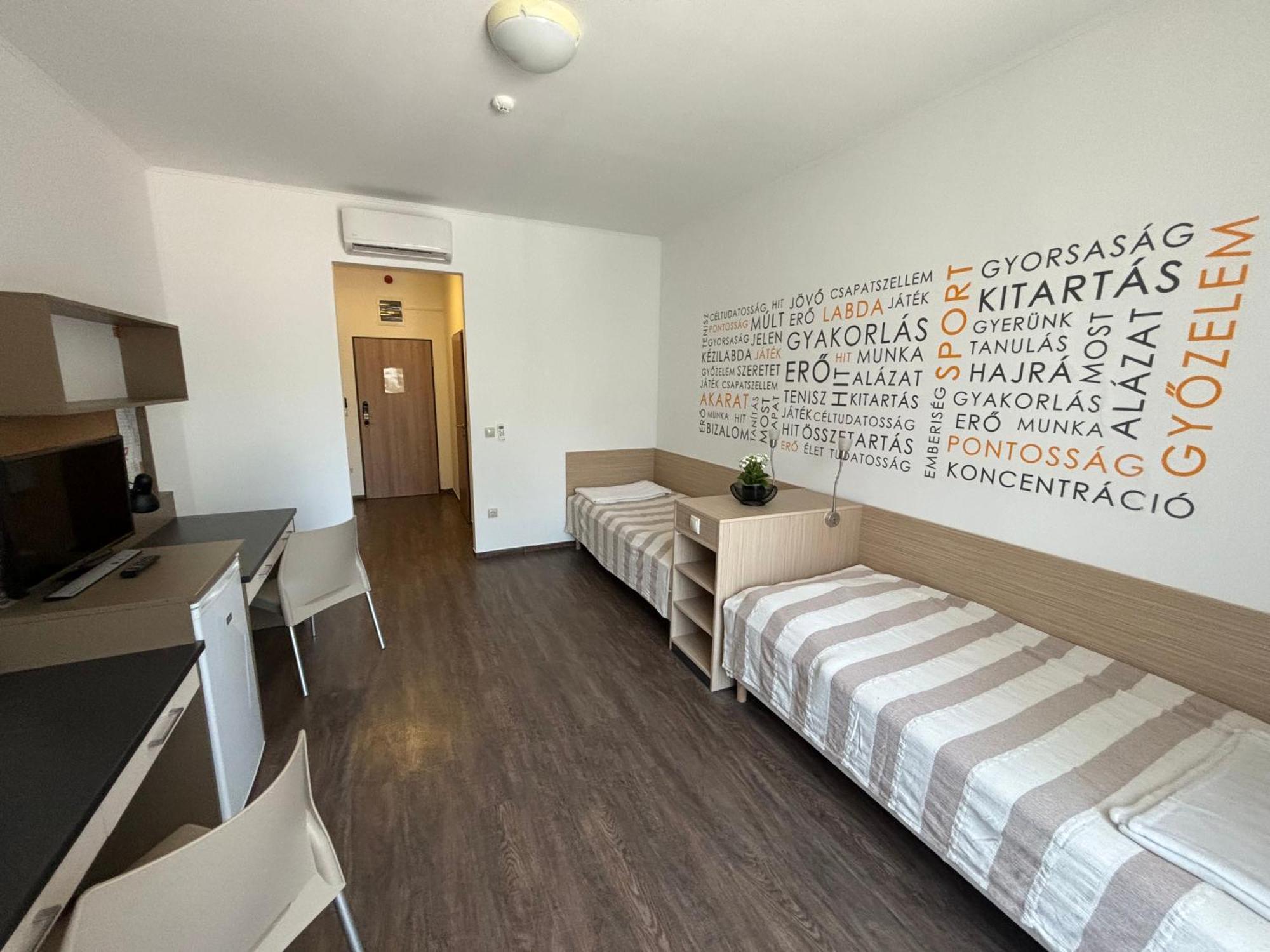 Skc Siofok Aparthotel Exteriör bild